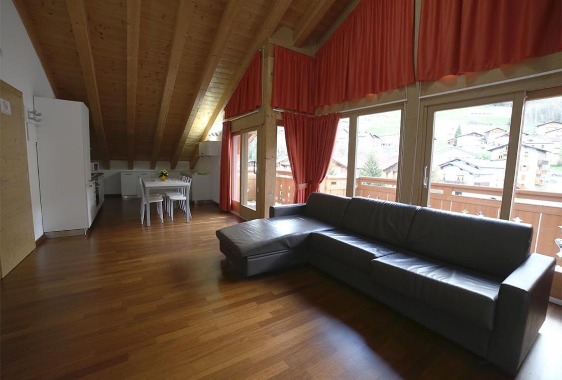 Rose Apartment *