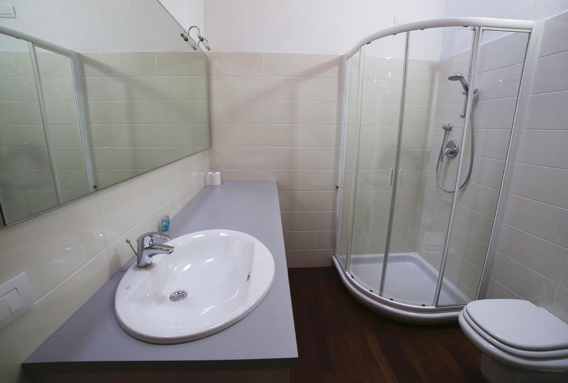 Rose Apartment *