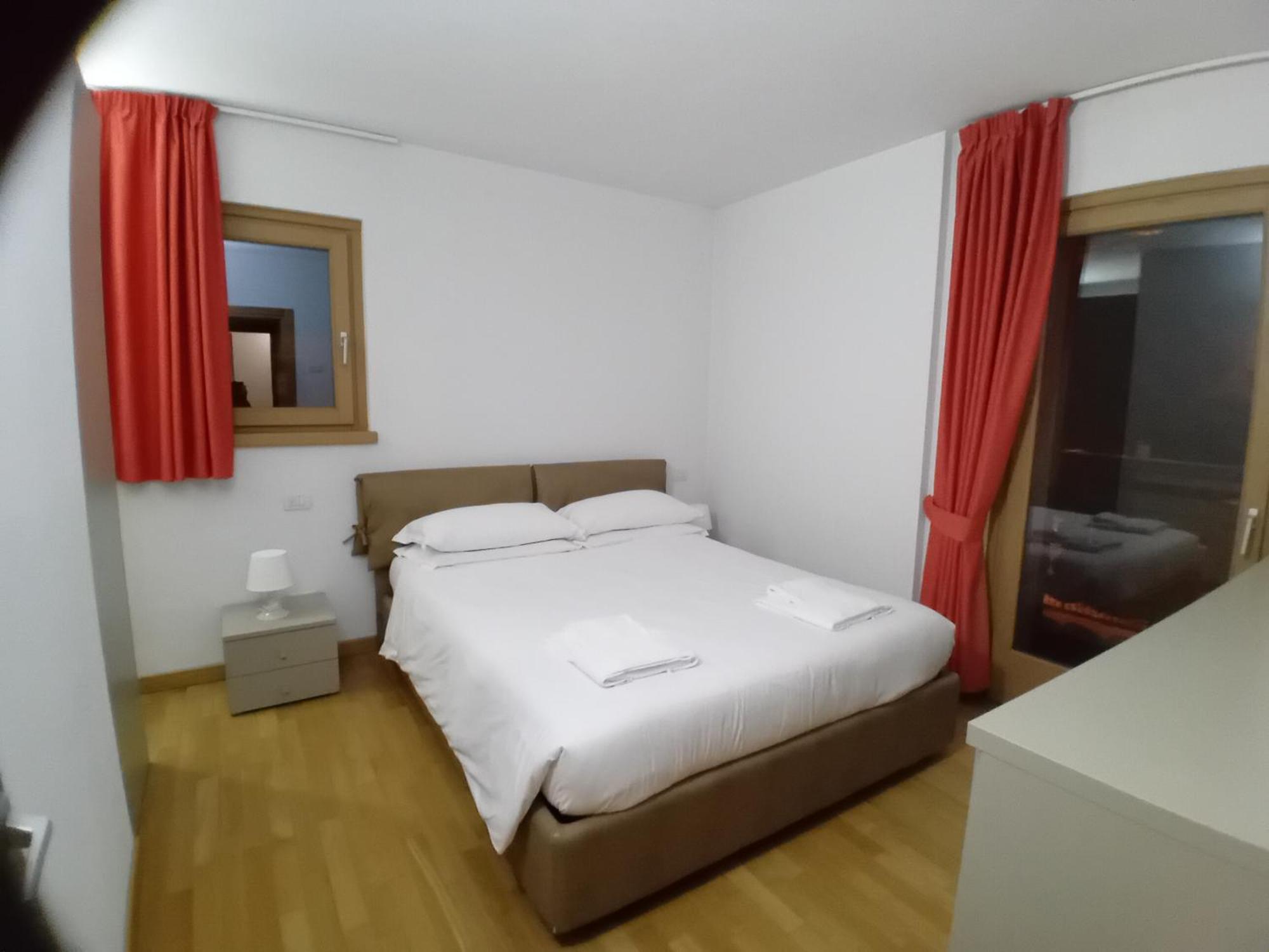 Rose Apartment *